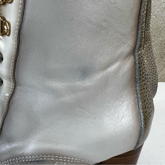 Hispanitas Janeth Cream CapToe Victorian Ankle Boots - Picture 7 of 16